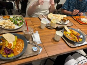 日本ワンネスマインド協会　カラフルドロップ　ランチ　オフ会